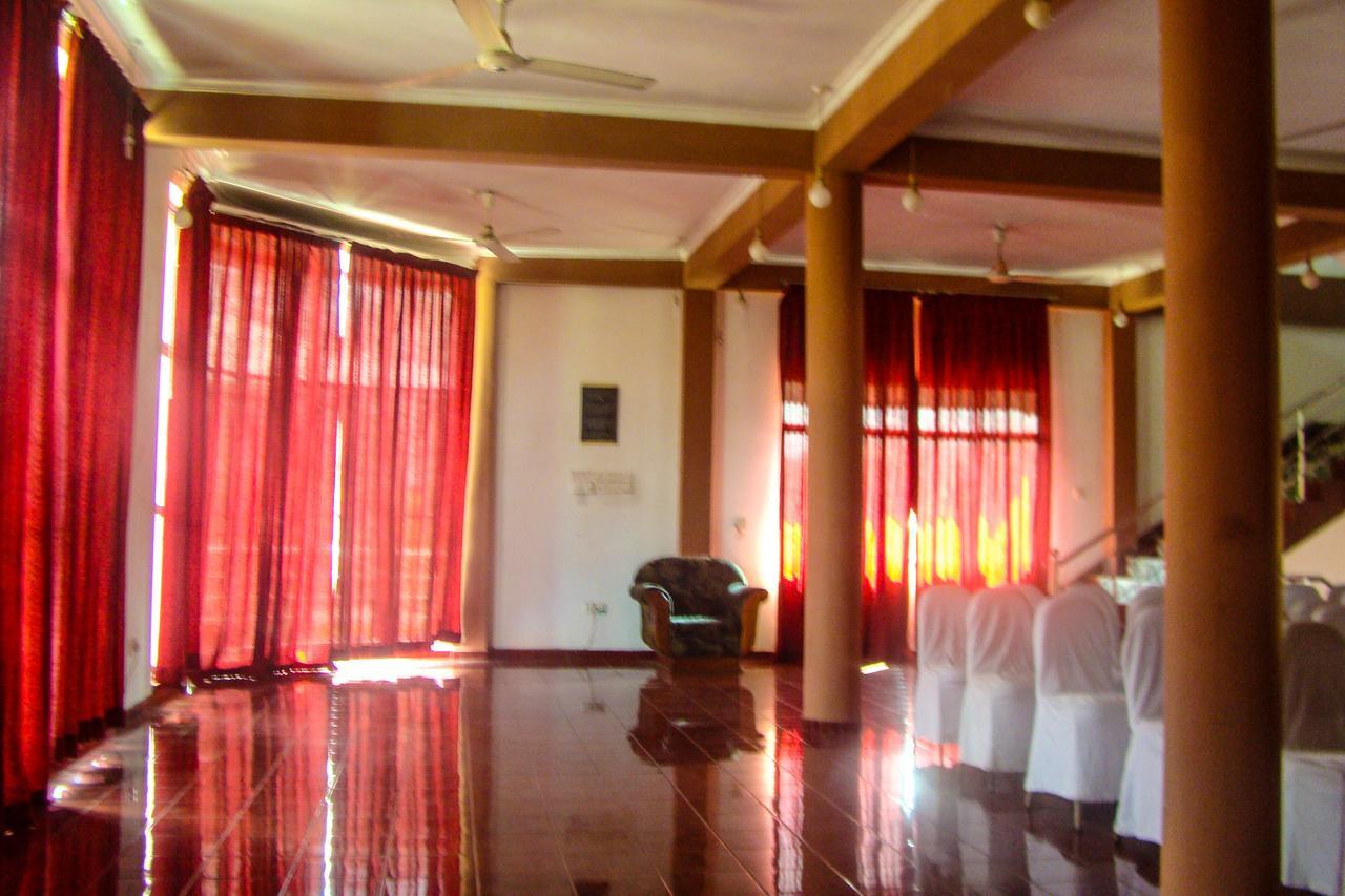 Old Mahawasala Hotel Bambaragaleyaya Exterior foto